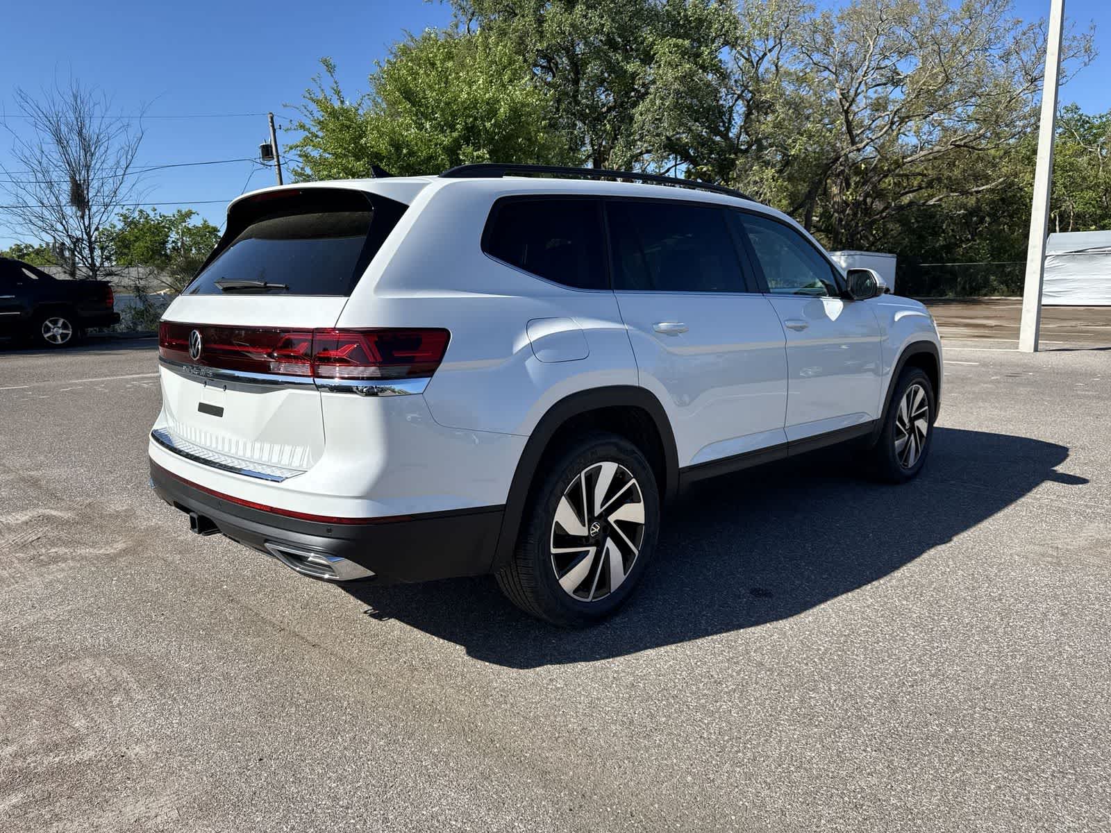 2026 Volkswagen Atlas 2.0T SE W/TECHNOLOGY