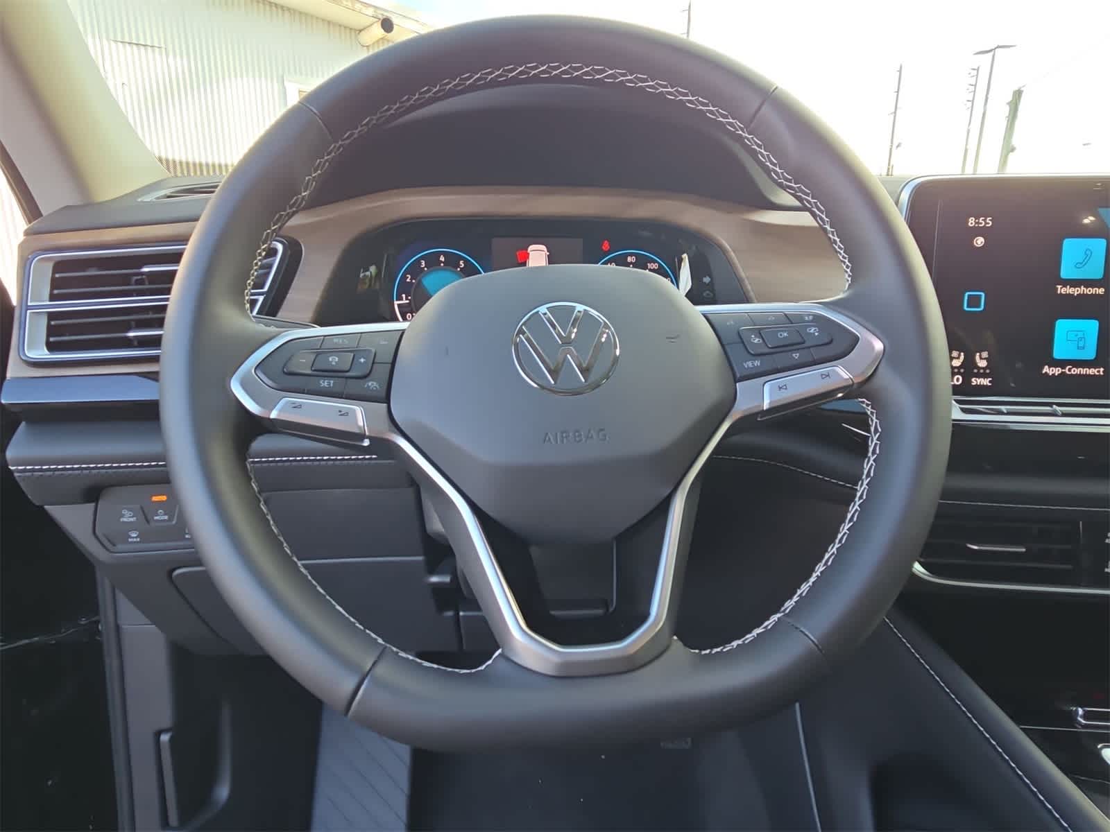 2026 Volkswagen Atlas 2.0T SE w/ Technology