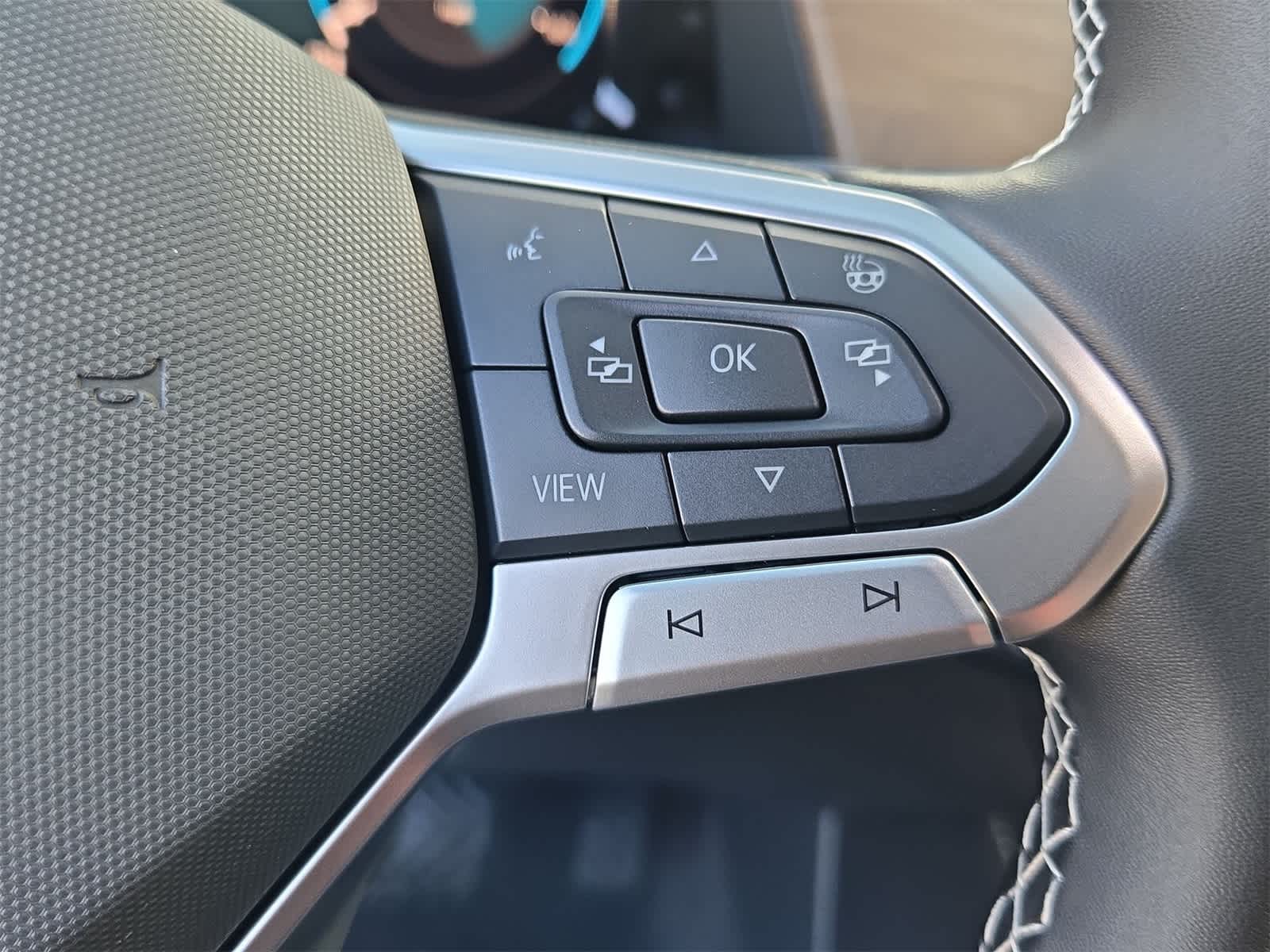 2026 Volkswagen Atlas 2.0T SE w/ Technology