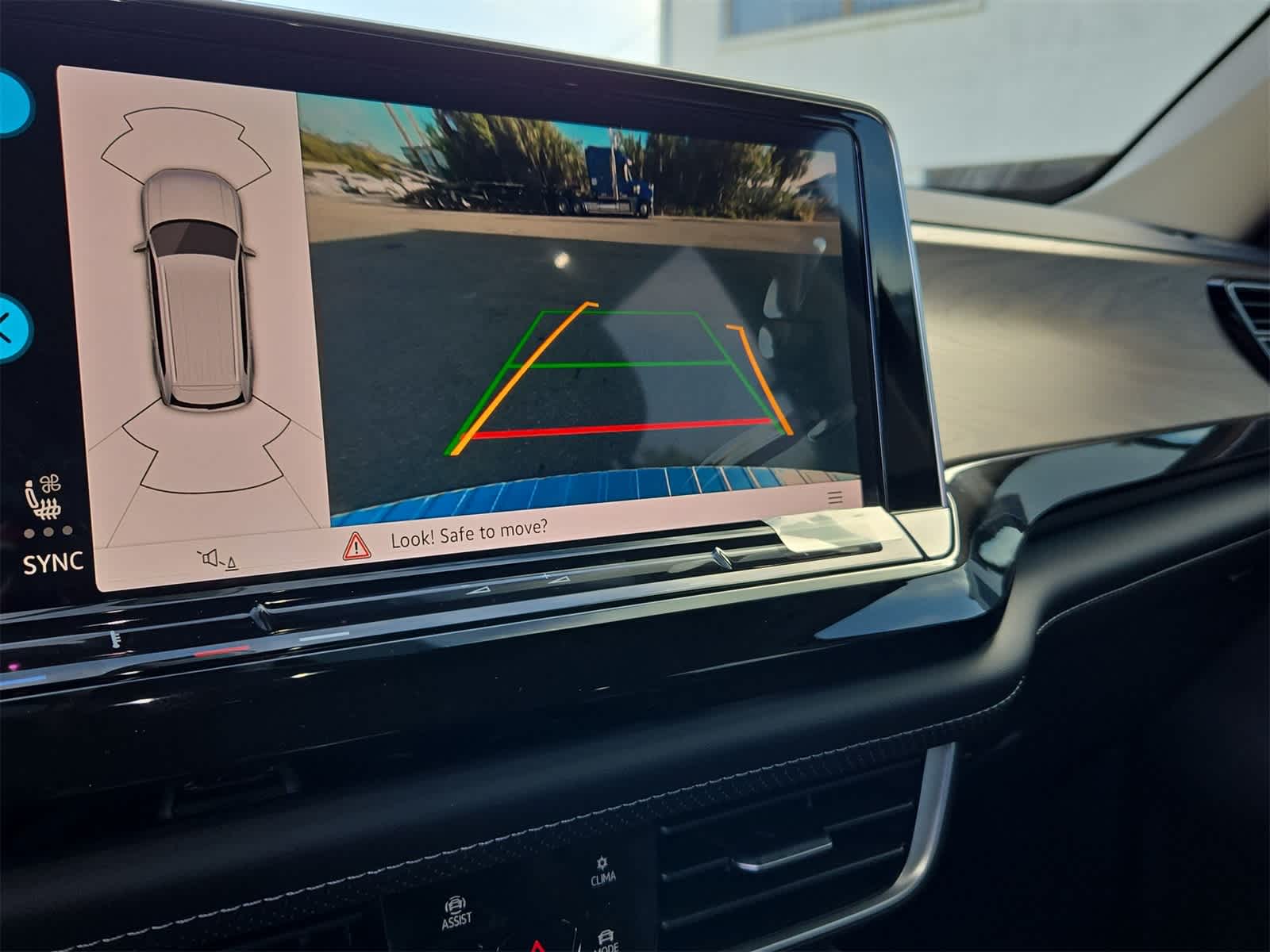 2026 Volkswagen Atlas 2.0T SE w/ Technology