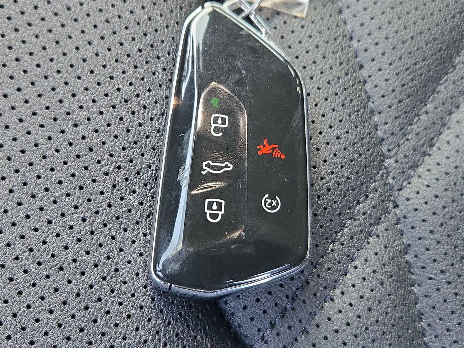 2026 Volkswagen Atlas 2.0T SE w/ Technology