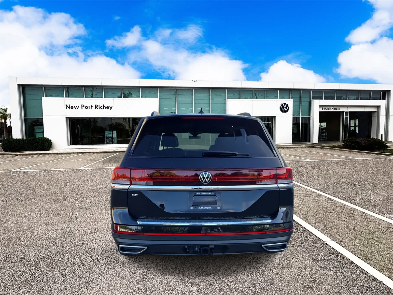 2026 Volkswagen Atlas 2.0T SE w/ Technology