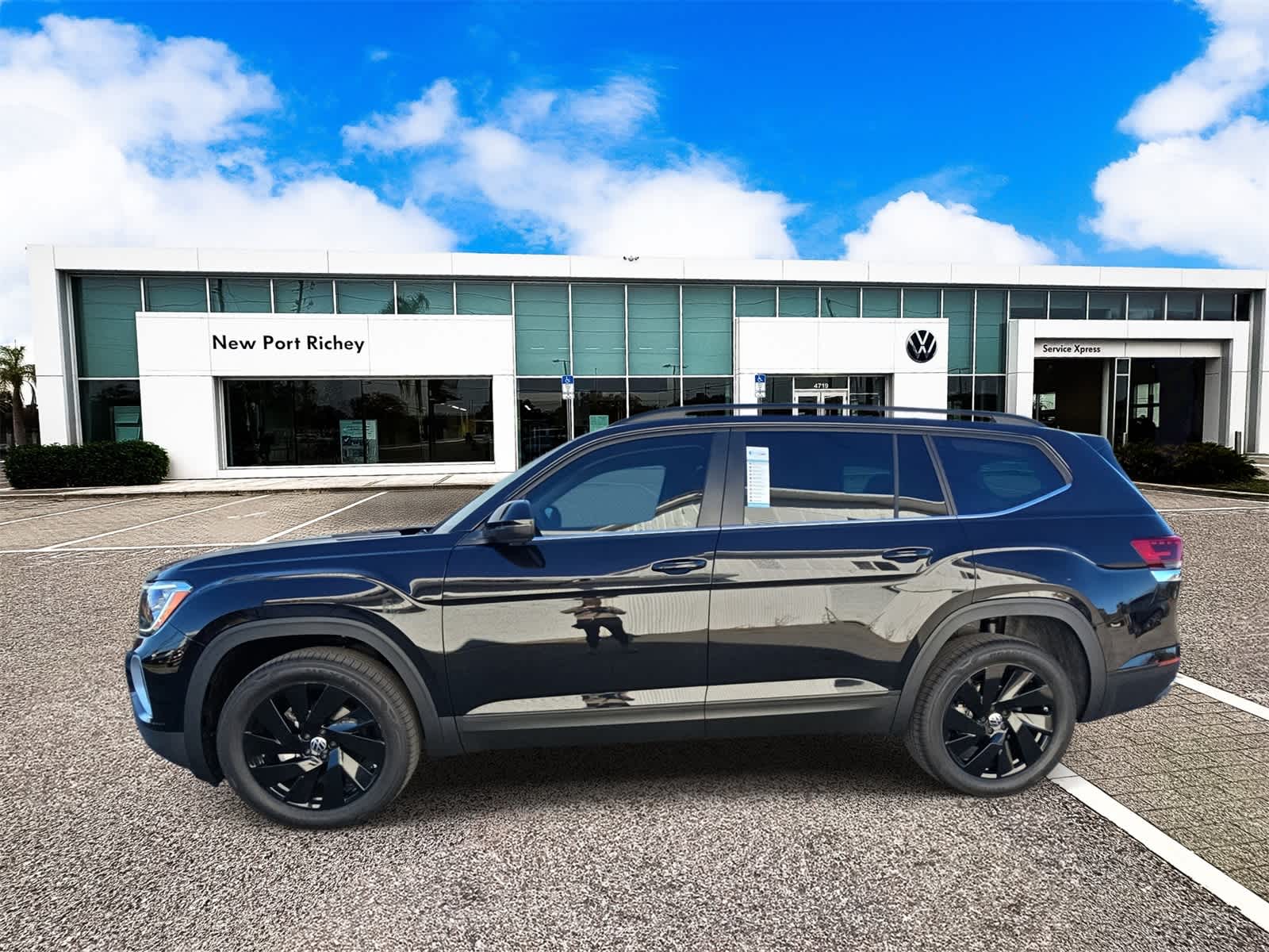 2026 Volkswagen Atlas 2.0T SE W/TECHNOLOGY