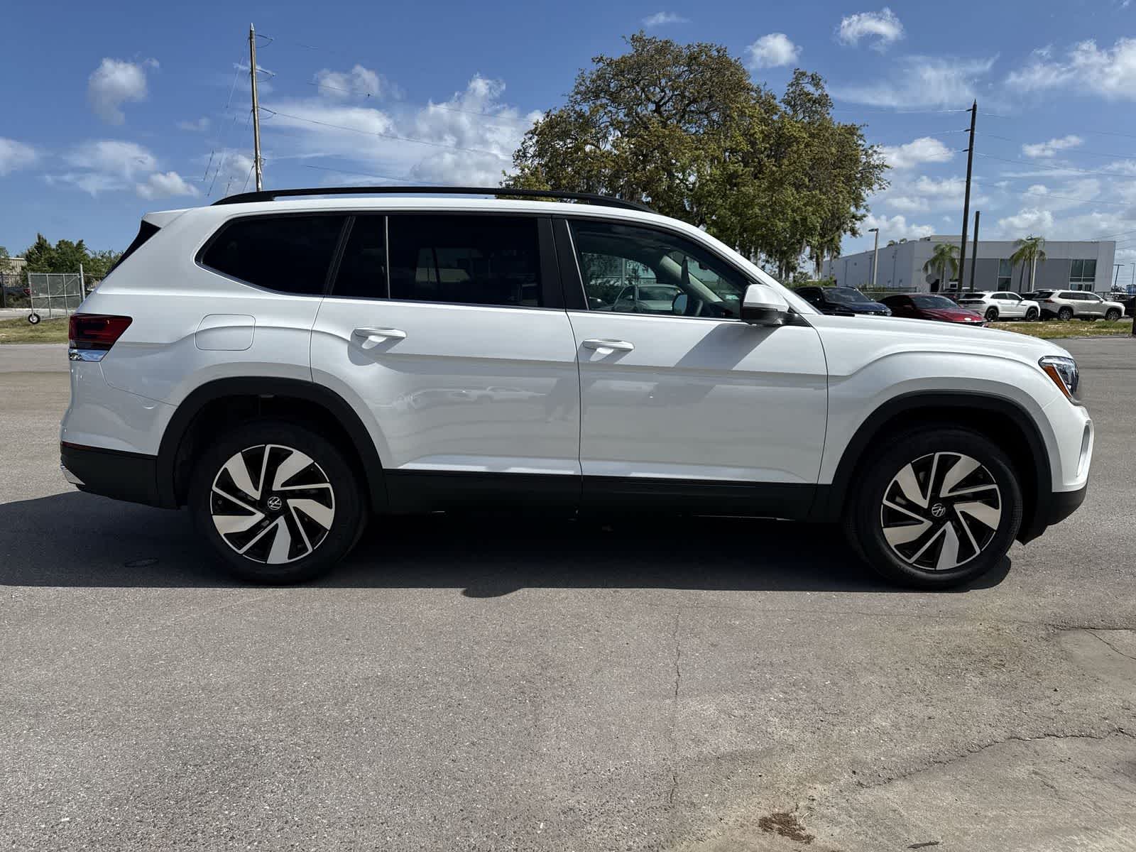 2026 Volkswagen Atlas 2.0T SE W/TECHNOLOGY