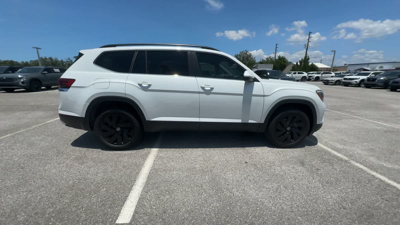 2026 Volkswagen Atlas 2.0T SE W/TECHNOLOGY