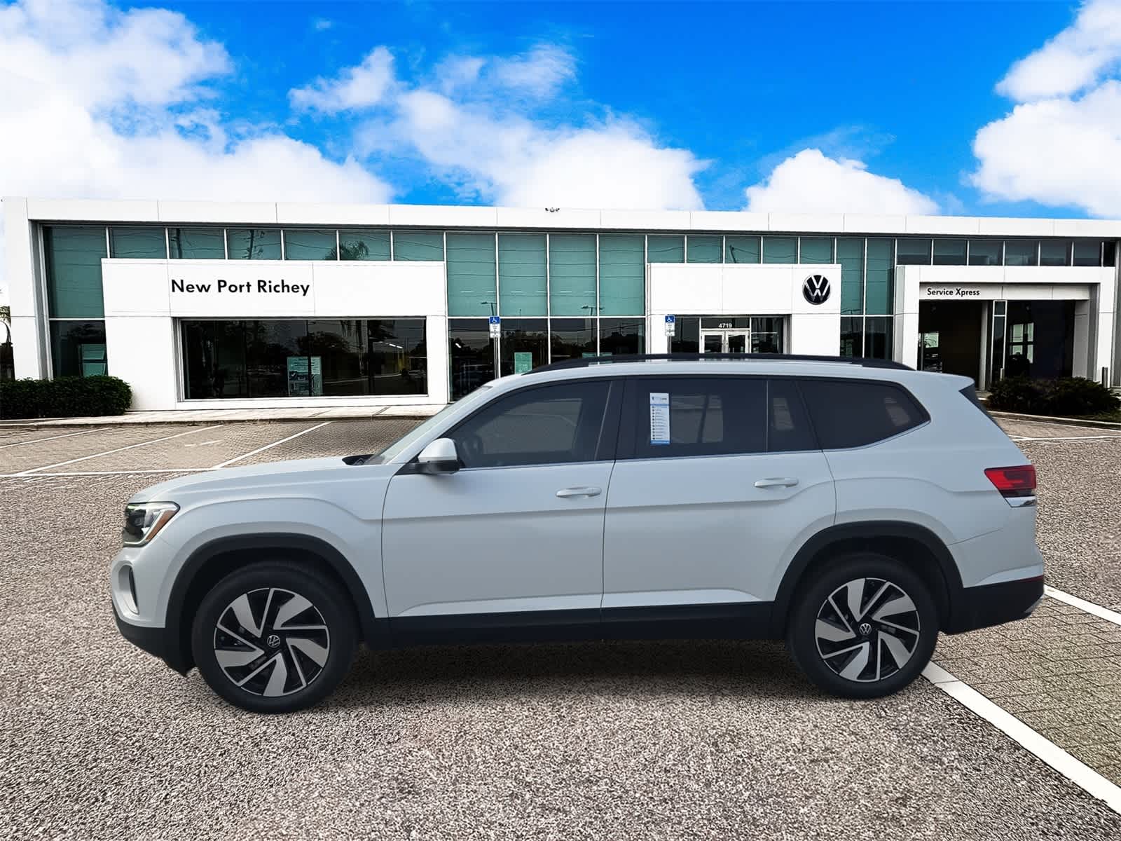 2026 Volkswagen Atlas 2.0T SE W/TECHNOLOGY