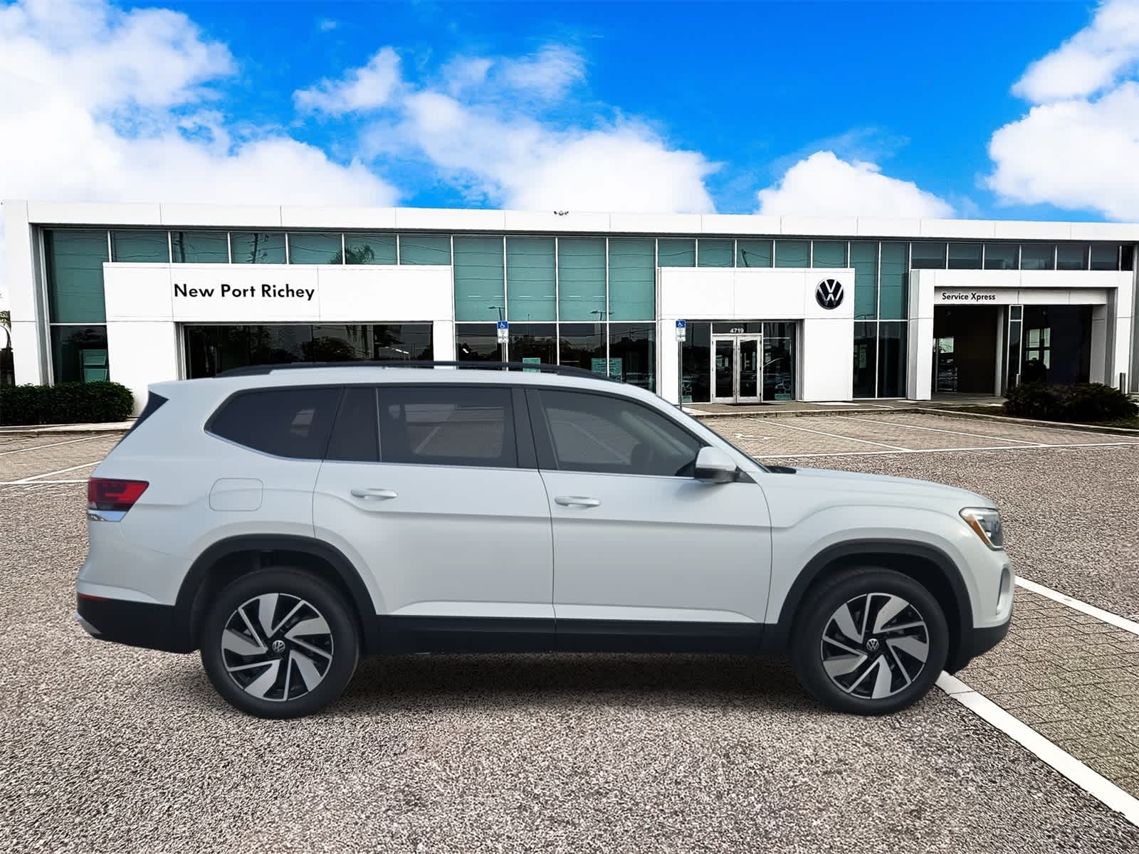 2026 Volkswagen Atlas 2.0T SE W/TECHNOLOGY