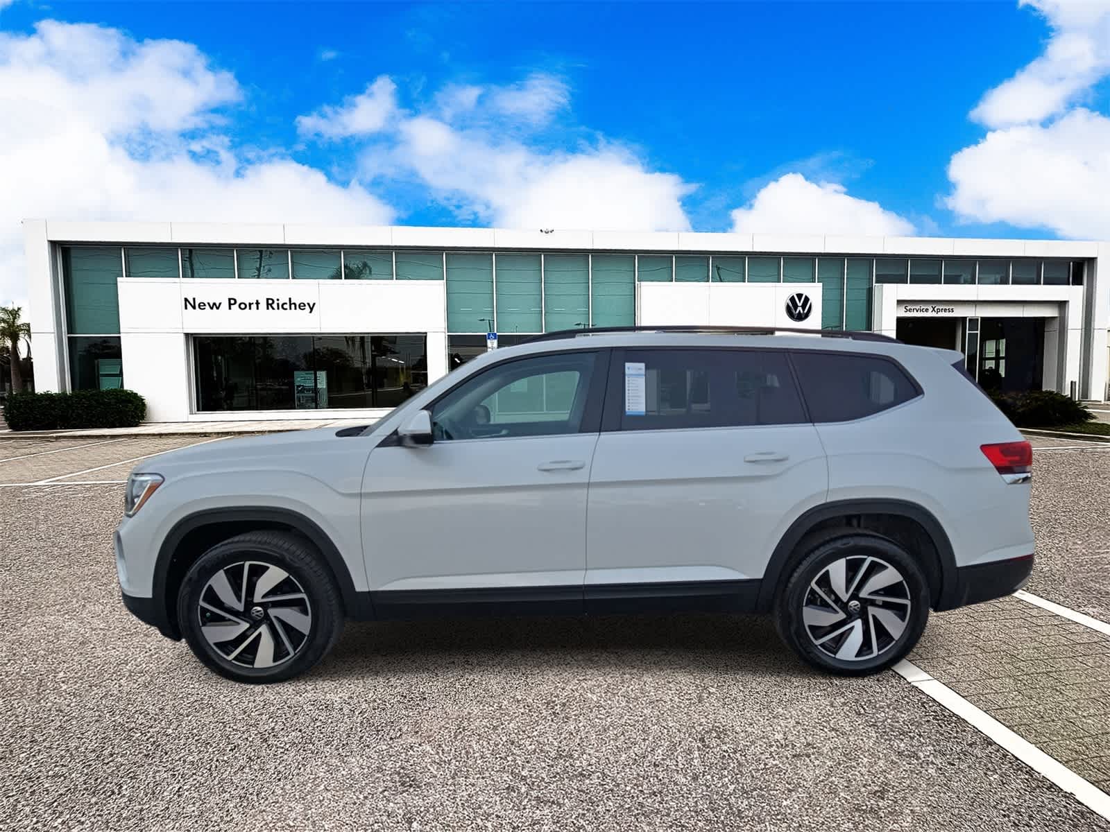 2026 Volkswagen Atlas 2.0T SE W/TECHNOLOGY