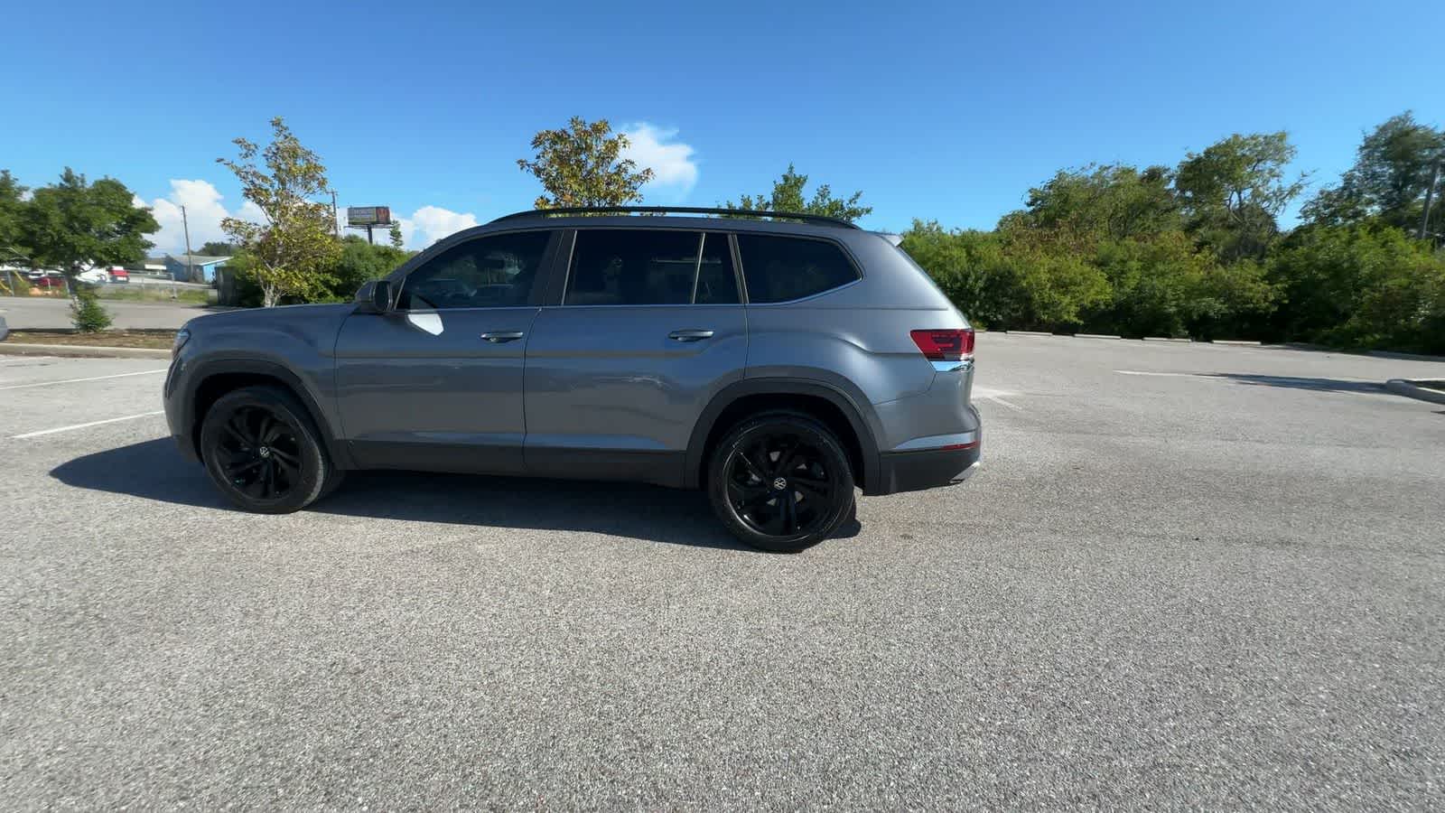 2023 Volkswagen Atlas 2.0T SE w/Technology