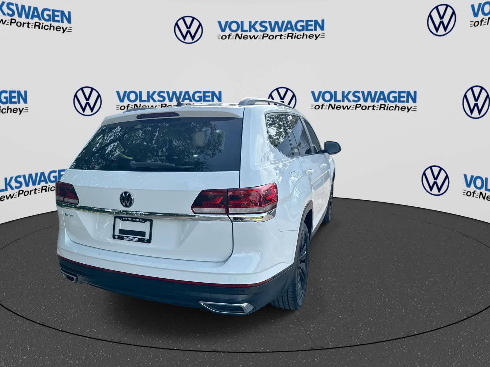 2021 Volkswagen Atlas 3.6L V6 SE w/Technology