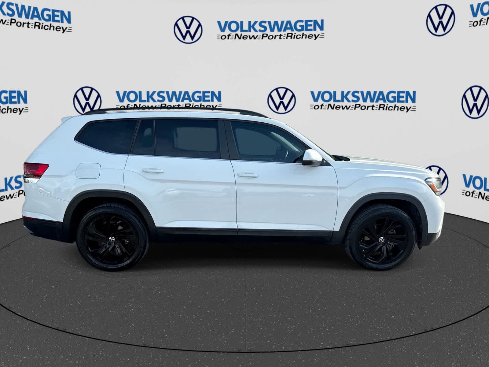 2021 Volkswagen Atlas 3.6L V6 SE w/Technology