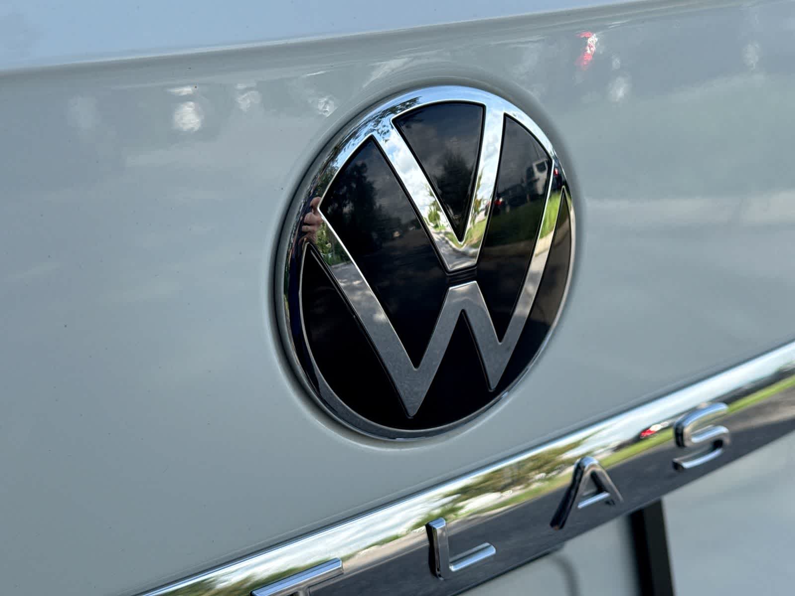 2021 Volkswagen Atlas 3.6L V6 SE w/Technology