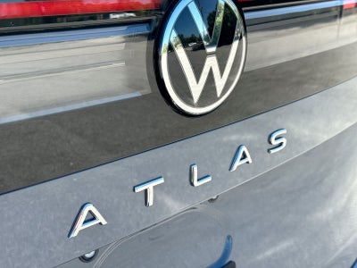 2027 Volkswagen Atlas 2.0T SE w/ Technology
