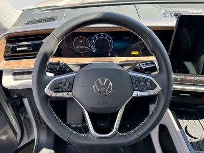 2027 Volkswagen Atlas 2.0T SE w/ Technology