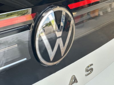 2027 Volkswagen Atlas 2.0T SE w/ Technology