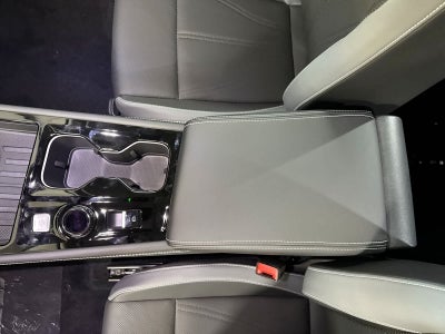 2027 Volkswagen Atlas 2.0T SE w/ Technology