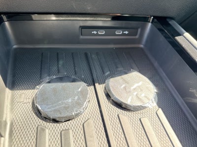 2027 Volkswagen Atlas 2.0T SE w/ Technology