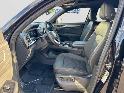 2025 Volkswagen Atlas Cross Sport 2.0T SE w/Technology