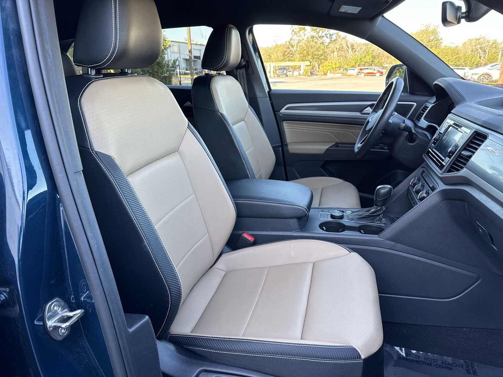 2022 Volkswagen Atlas Cross Sport 2.0T SE