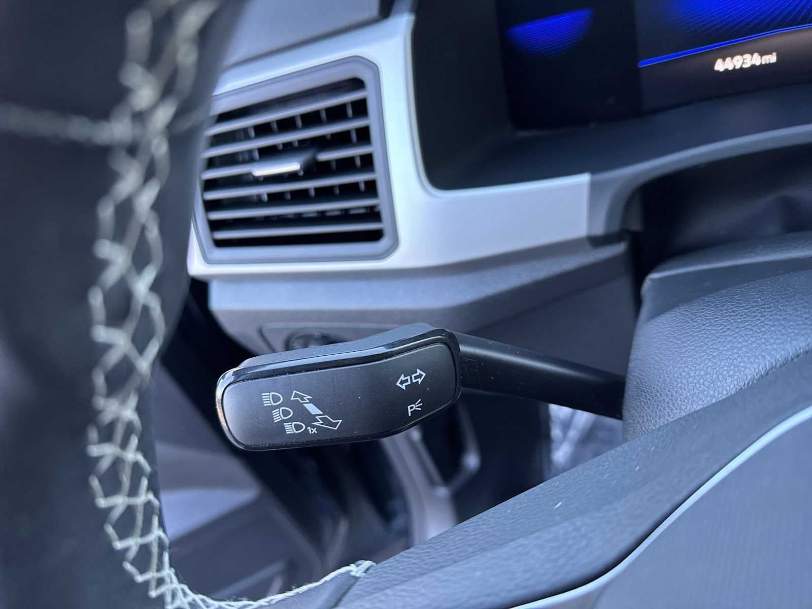 2022 Volkswagen Atlas Cross Sport 2.0T SE