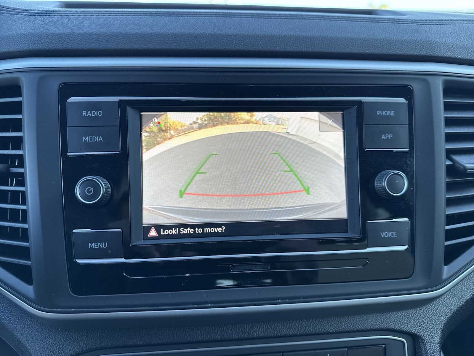 2022 Volkswagen Atlas Cross Sport 2.0T SE