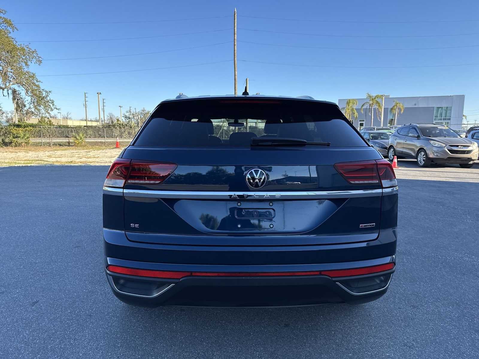 2022 Volkswagen Atlas Cross Sport 2.0T SE
