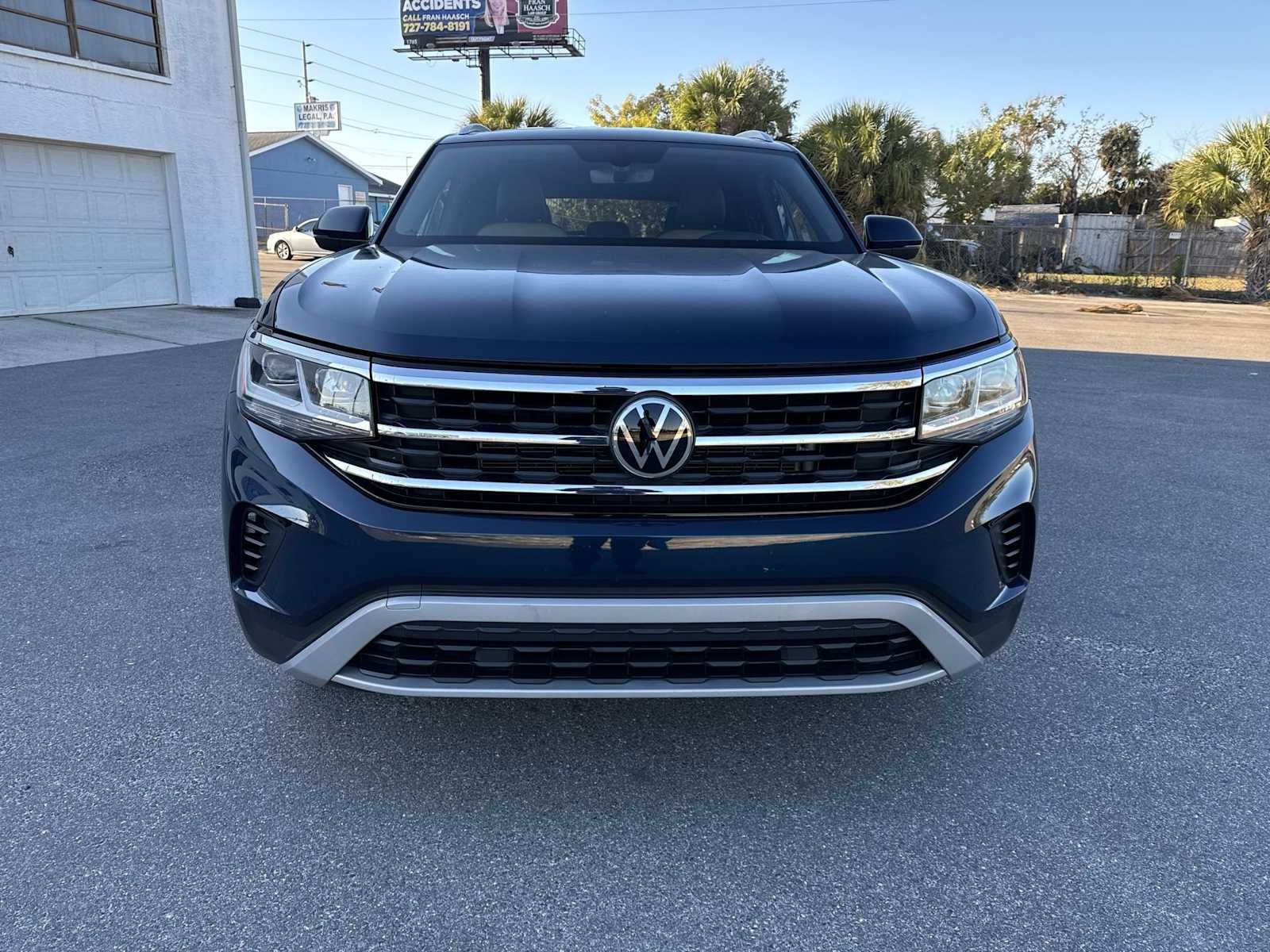 2022 Volkswagen Atlas Cross Sport 2.0T SE