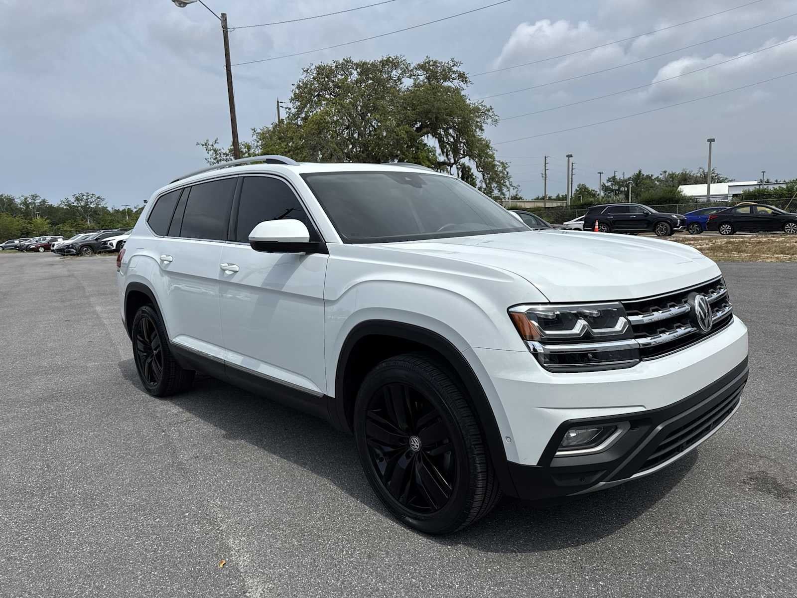 2019 Volkswagen Atlas 3.6L V6 SEL Premium