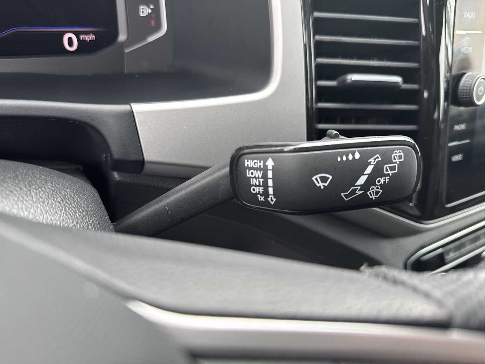 2023 Volkswagen Atlas Cross Sport 3.6L V6 SEL R-Line Black