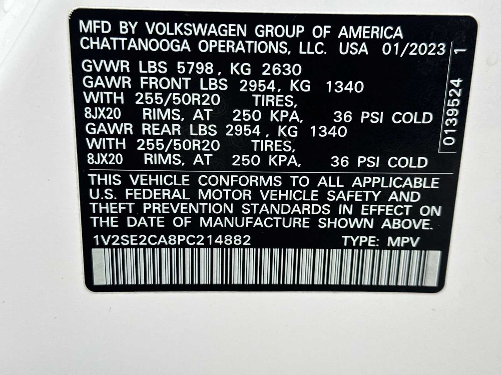 2023 Volkswagen Atlas Cross Sport 3.6L V6 SEL R-Line Black