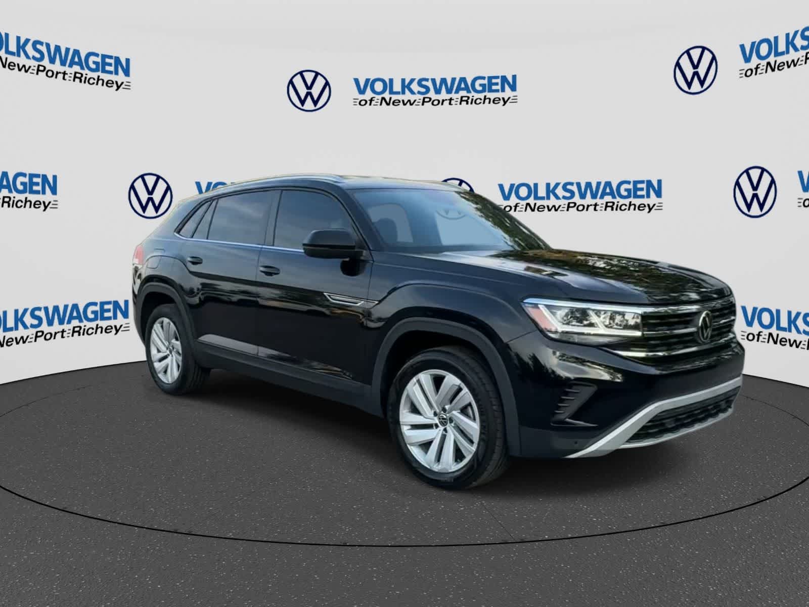 2023 Volkswagen Atlas Cross Sport 2.0T SE w/Technology