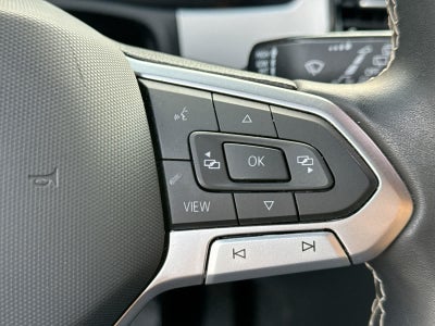 2023 Volkswagen Atlas Cross Sport 2.0T SE w/Technology