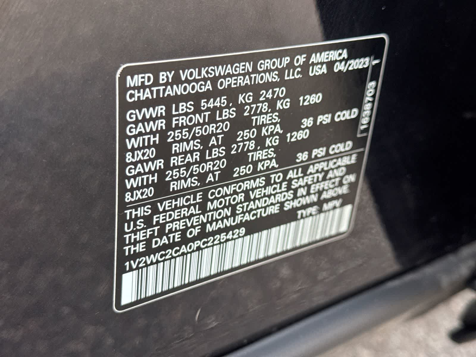 2023 Volkswagen Atlas Cross Sport 2.0T SE w/Technology