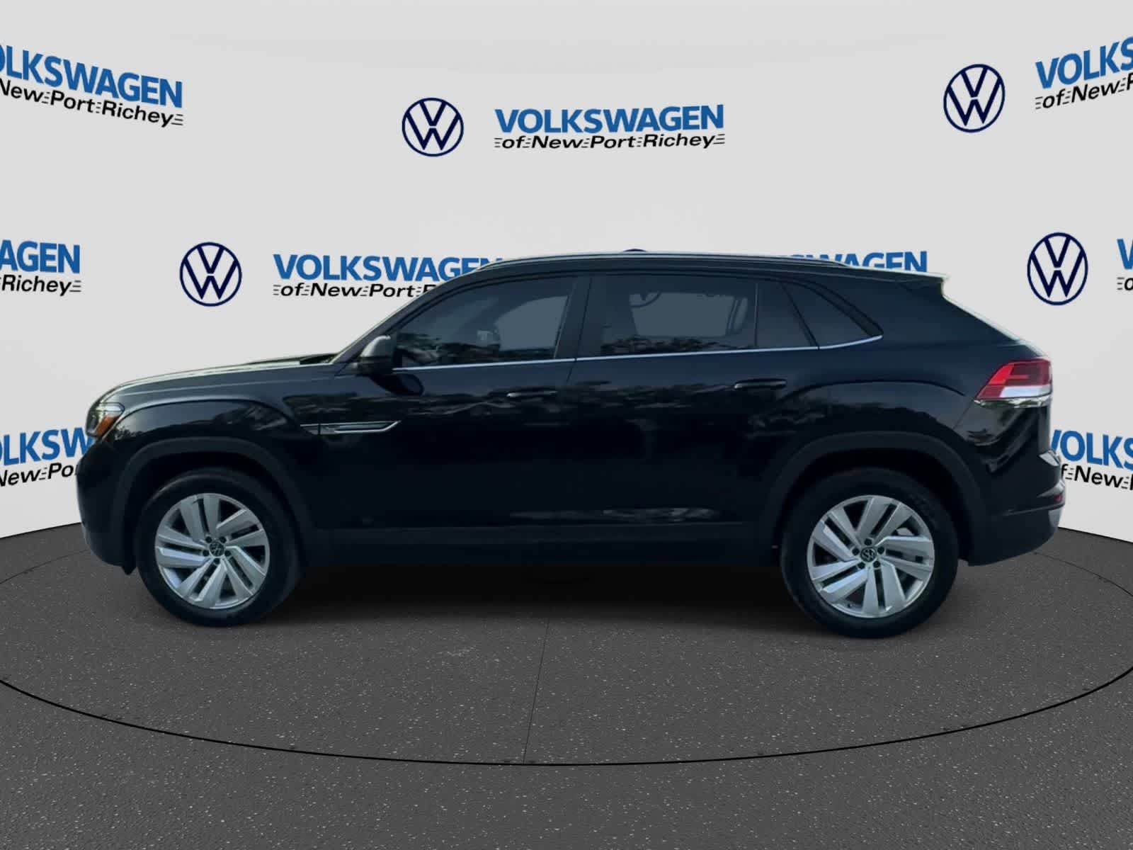 2023 Volkswagen Atlas Cross Sport 2.0T SE w/Technology