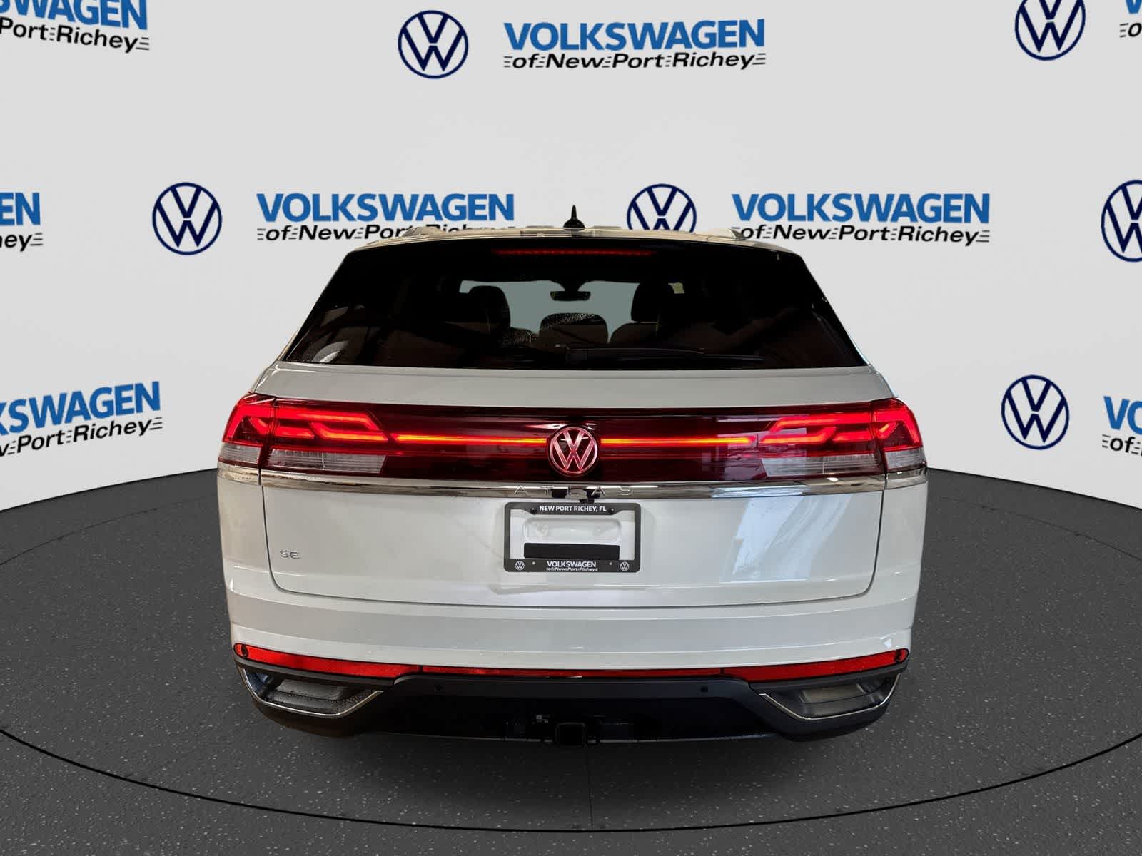 2026 Volkswagen Atlas Cross Sport 2.0T SE W/TECHNOLOGY