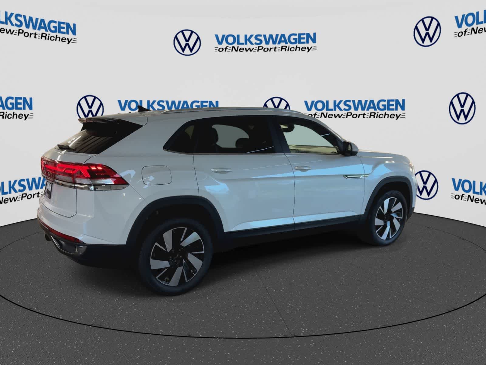 2026 Volkswagen Atlas Cross Sport 2.0T SE W/TECHNOLOGY