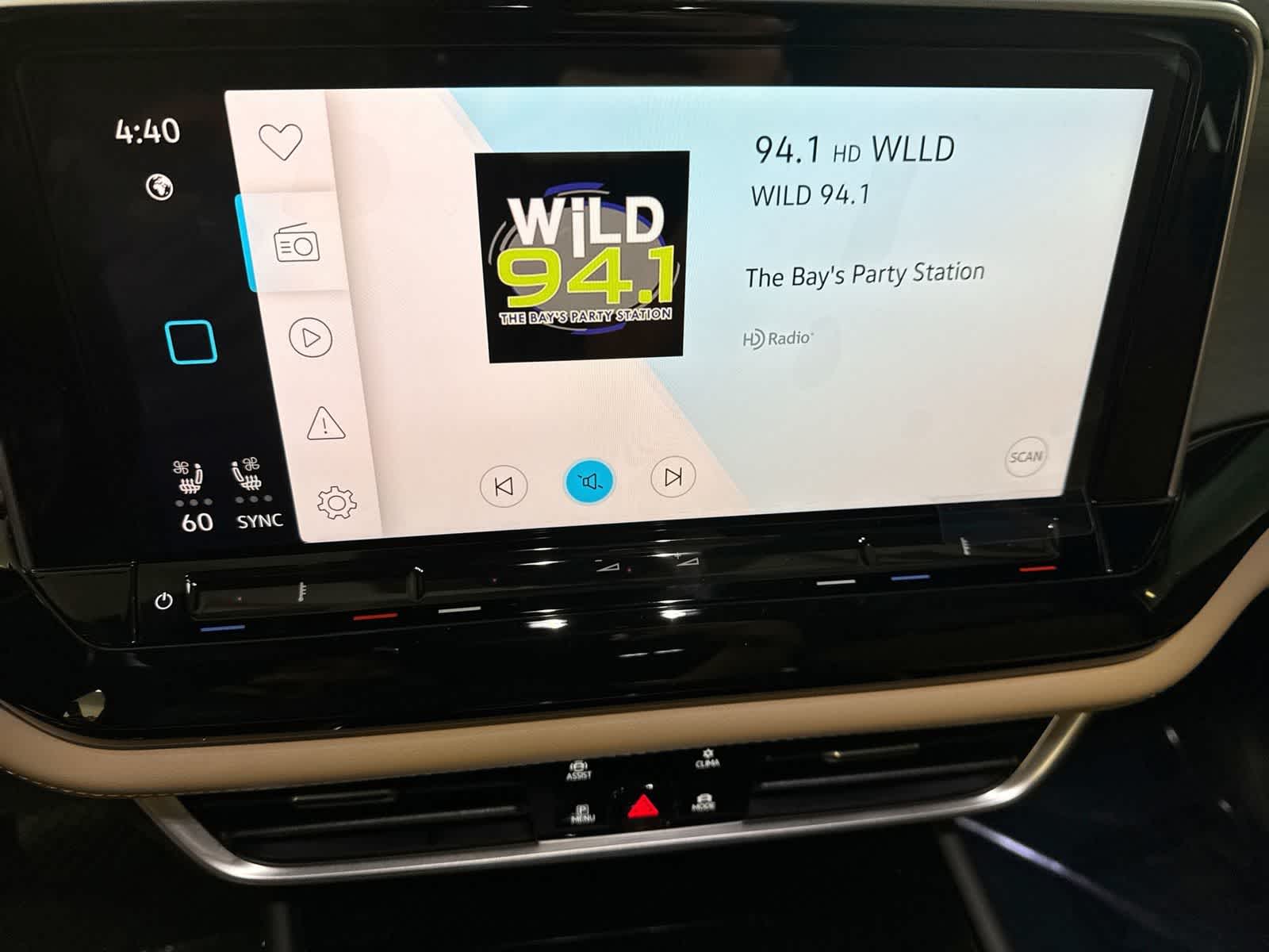 2026 Volkswagen Atlas Cross Sport 2.0T SE W/TECHNOLOGY