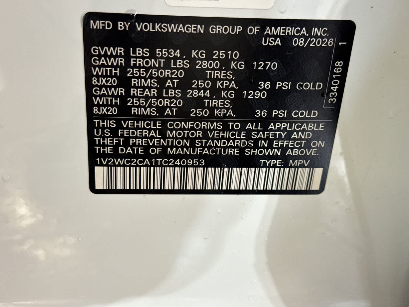 2026 Volkswagen Atlas Cross Sport 2.0T SE W/TECHNOLOGY