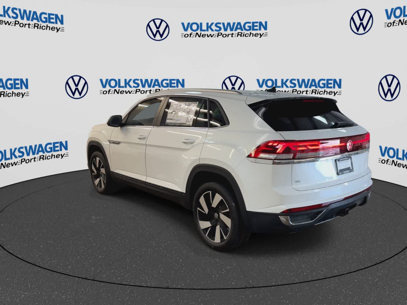 2026 Volkswagen Atlas Cross Sport 2.0T SE W/TECHNOLOGY