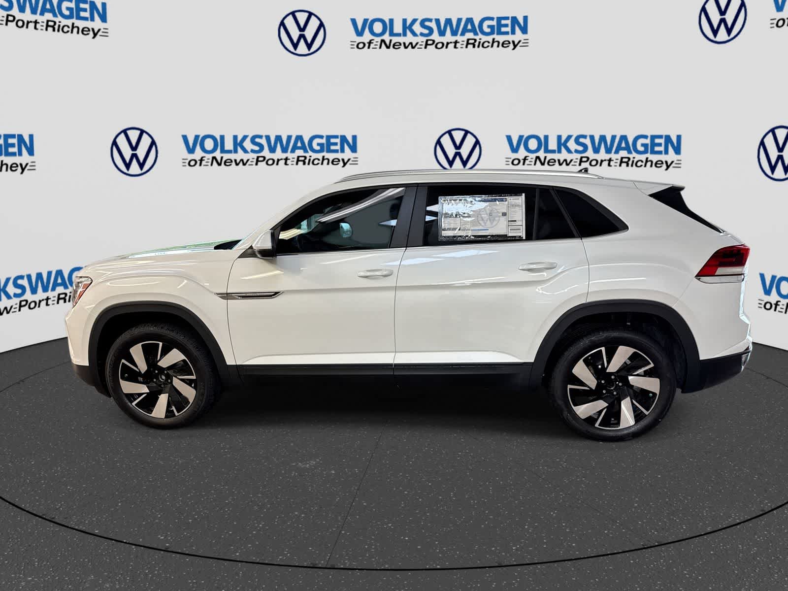 2026 Volkswagen Atlas Cross Sport 2.0T SE W/TECHNOLOGY
