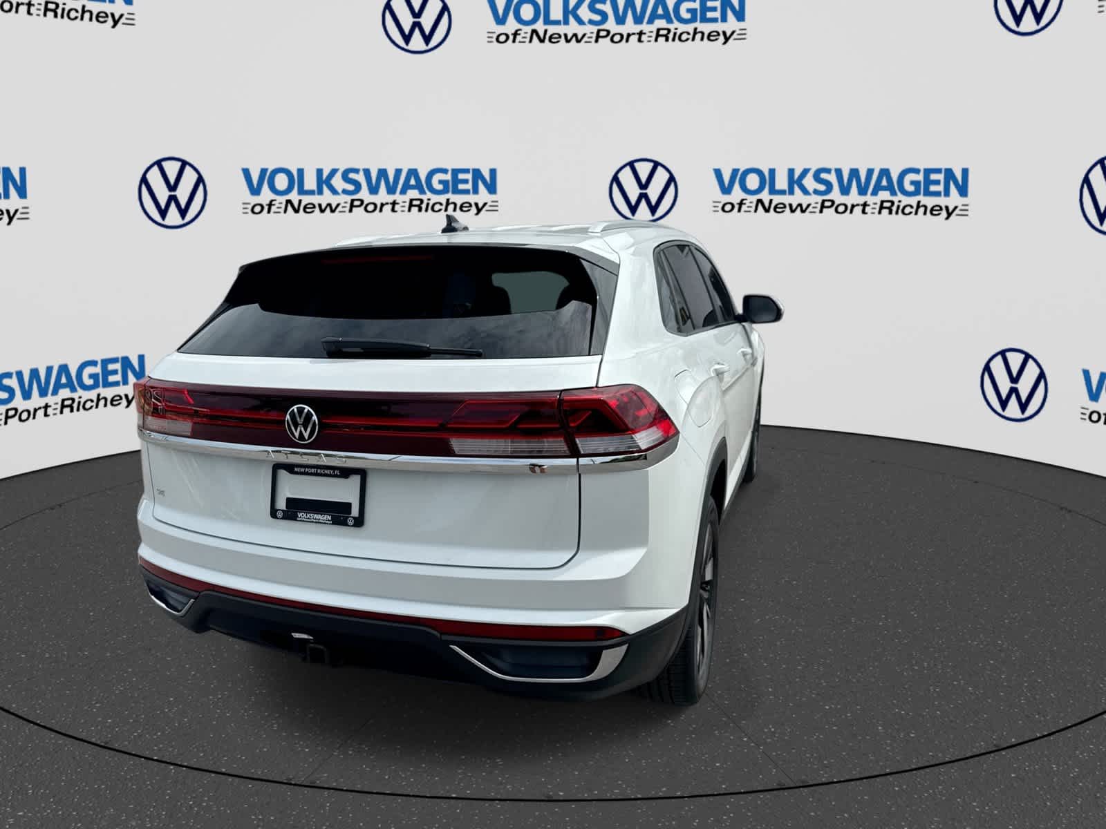 2026 Volkswagen Atlas Cross Sport 2.0T SE W/TECHNOLOGY