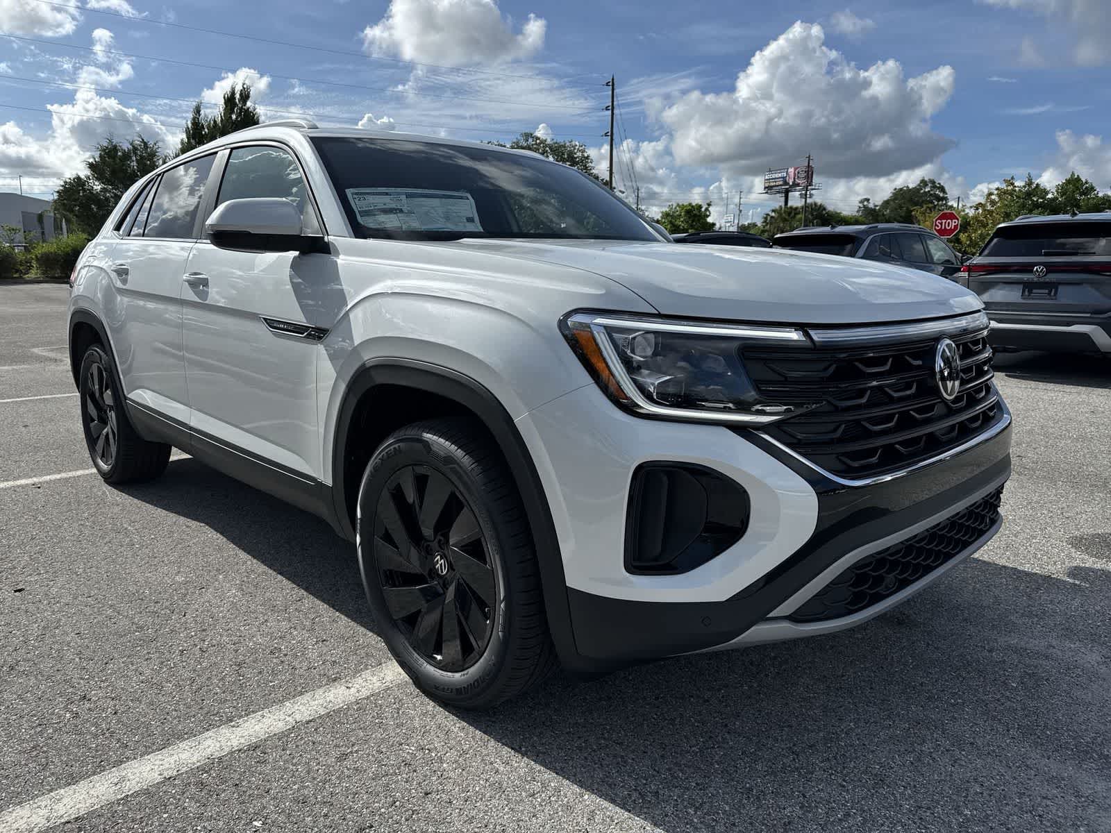 2026 Volkswagen Atlas Cross Sport 2.0T SE W/TECHNOLOGY