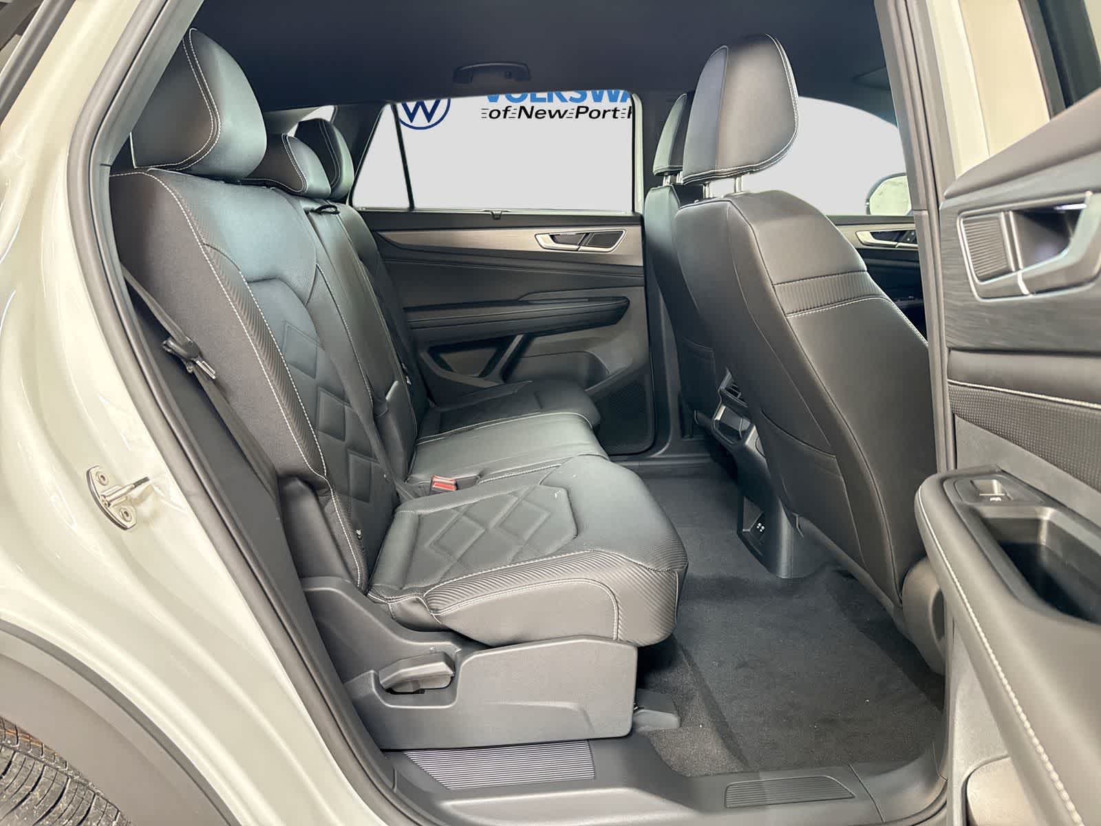 2026 Volkswagen Atlas Cross Sport 2.0T SE W/TECHNOLOGY