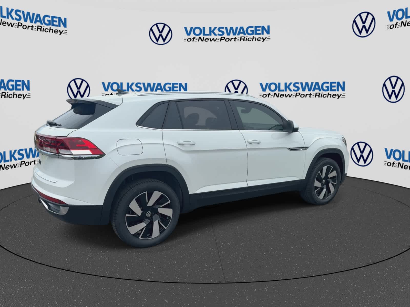 2026 Volkswagen Atlas Cross Sport 2.0T SE W/TECHNOLOGY
