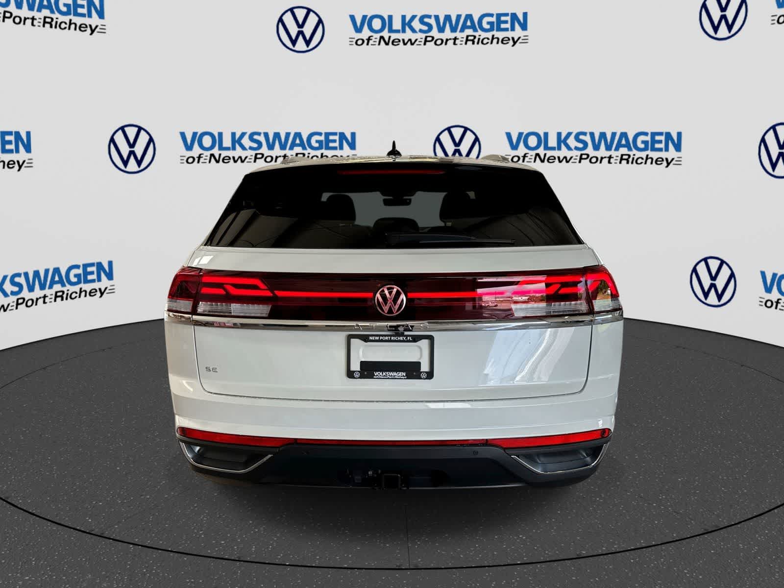 2026 Volkswagen Atlas Cross Sport 2.0T SE W/TECHNOLOGY