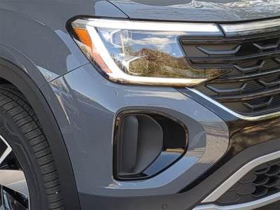 2025 Volkswagen Atlas Cross Sport 2.0T SE w/ Technology