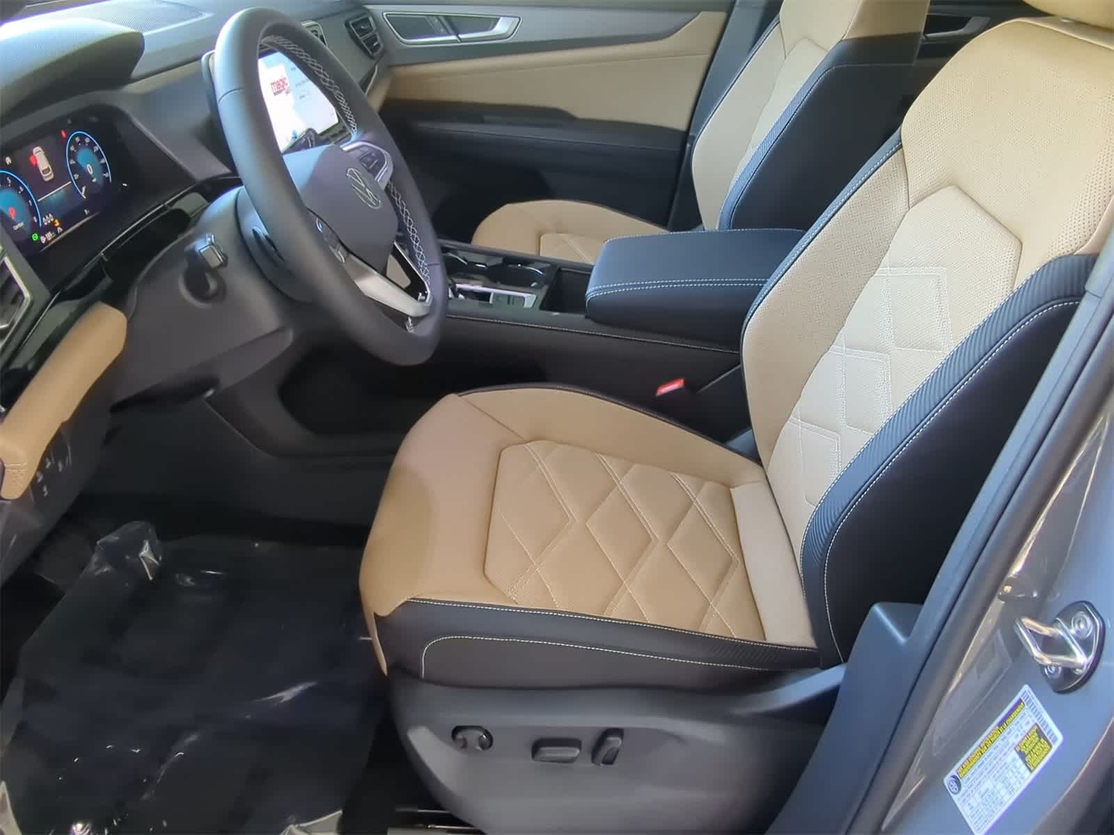 2025 Volkswagen Atlas Cross Sport 2.0T SE w/ Technology