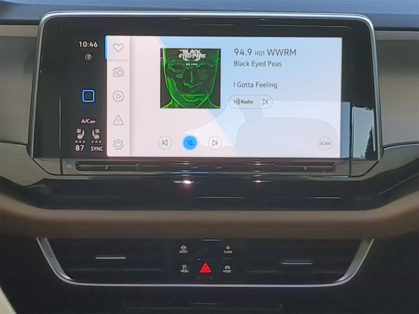 2025 Volkswagen Atlas Cross Sport 2.0T SE w/ Technology