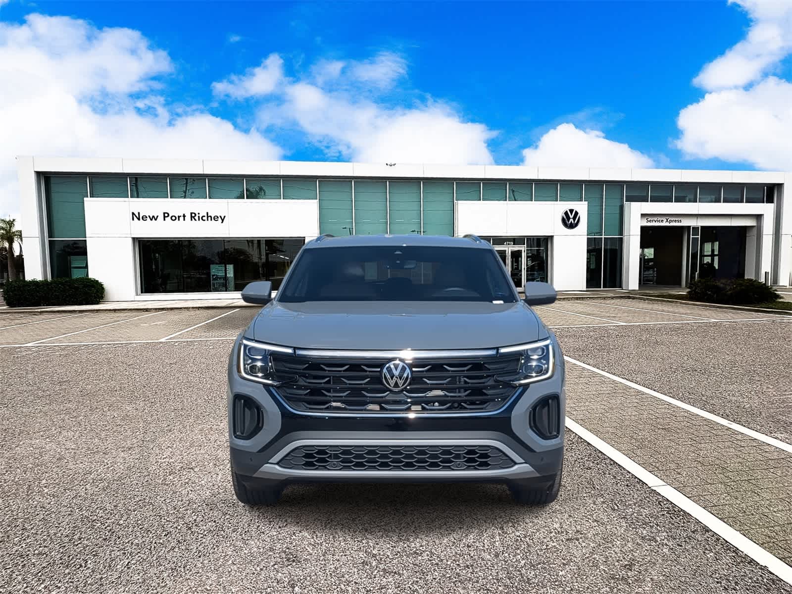 2025 Volkswagen Atlas Cross Sport 2.0T SE w/ Technology