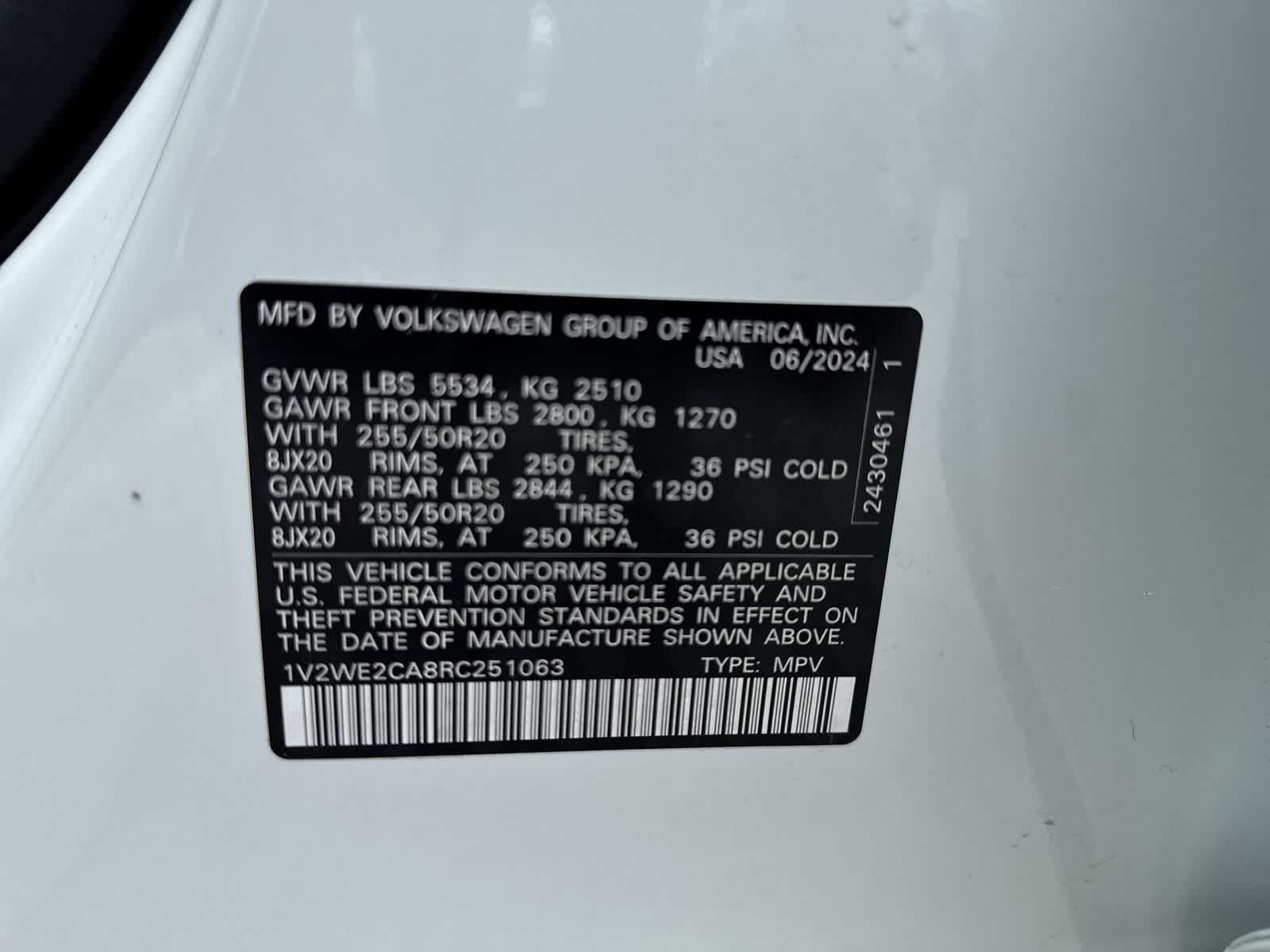 2024 Volkswagen Atlas Cross Sport 2.0T SE w/Technology